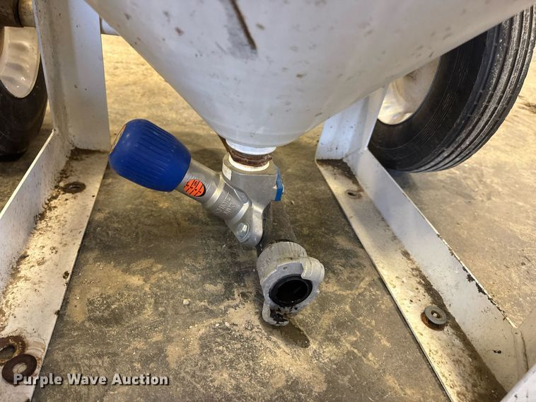 image for item DV4113 2021 Axxiom Manufacturing Schmidt 6.5 C.F sand blaster