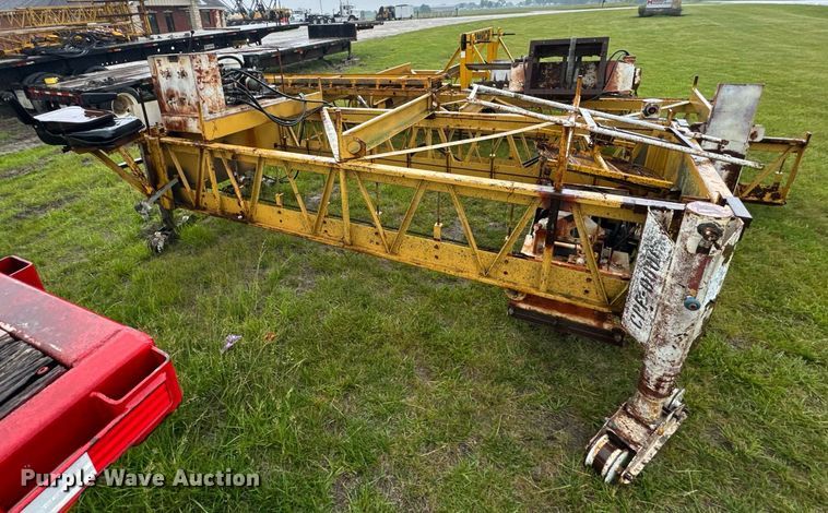 image for item DV4114 Gomaco C-450 bridge deck finisher