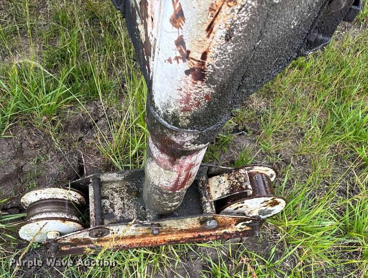 image for item DV4114 Gomaco C-450 bridge deck finisher