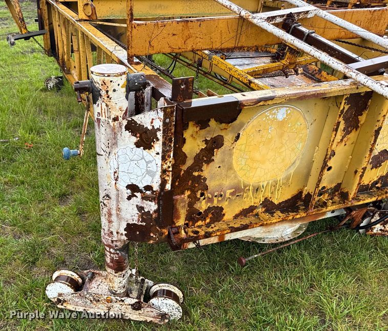 image for item DV4114 Gomaco C-450 bridge deck finisher