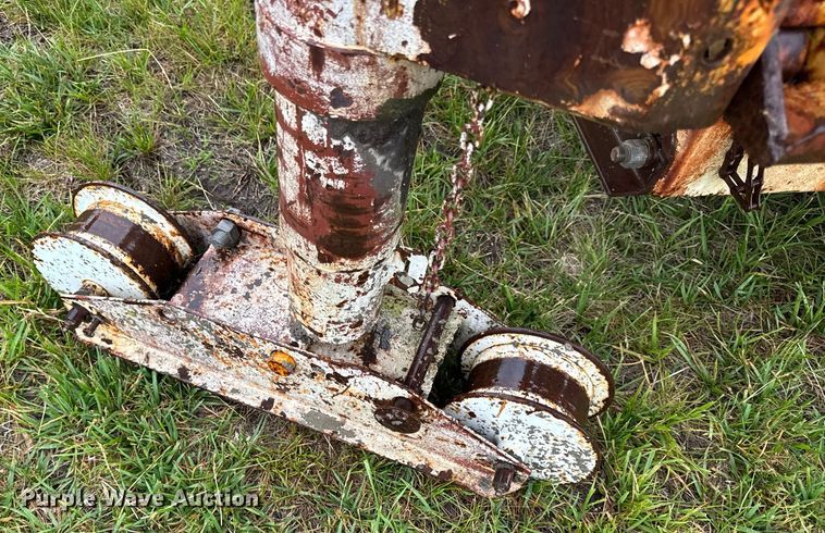 image for item DV4114 Gomaco C-450 bridge deck finisher