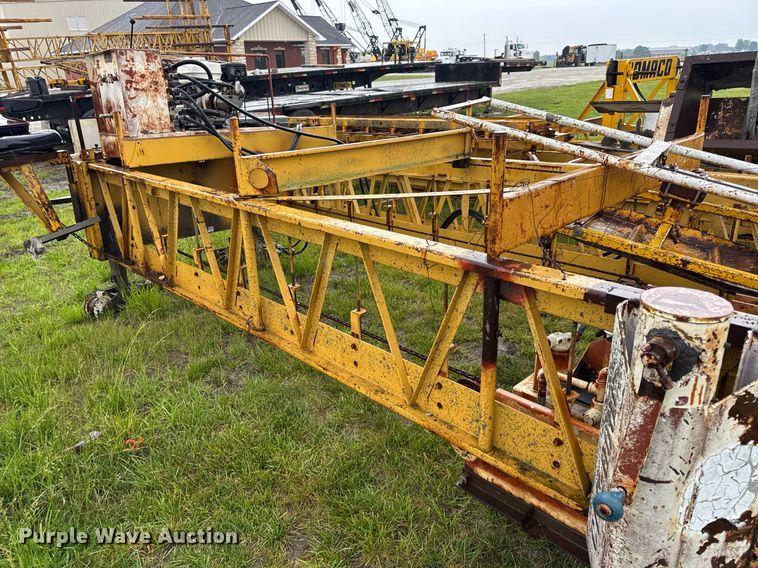 image for item DV4114 Gomaco C-450 bridge deck finisher