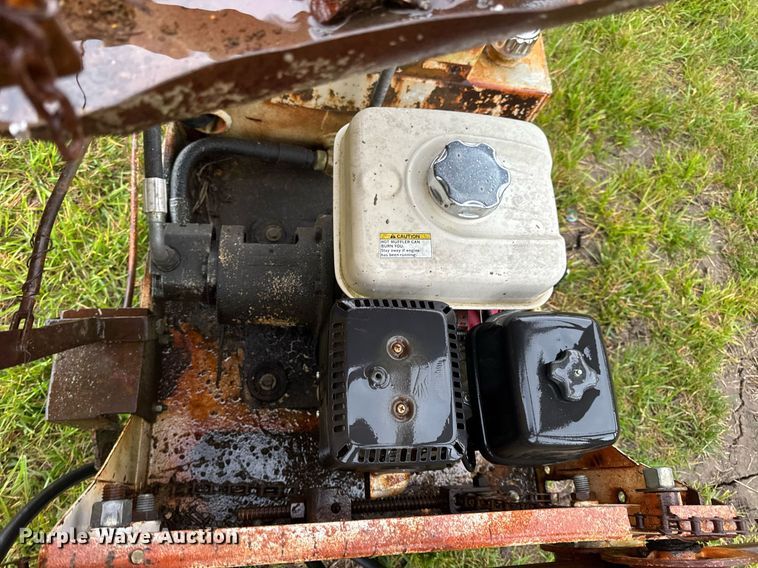 image for item DV4114 Gomaco C-450 bridge deck finisher