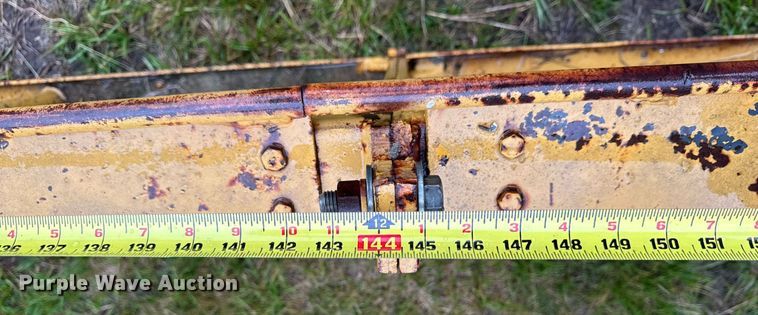 image for item DV4114 Gomaco C-450 bridge deck finisher