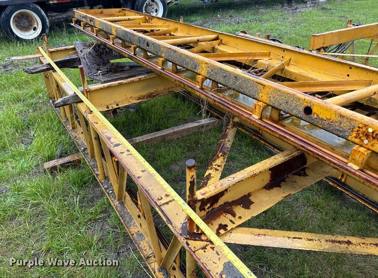 image for item DV4114 Gomaco C-450 bridge deck finisher