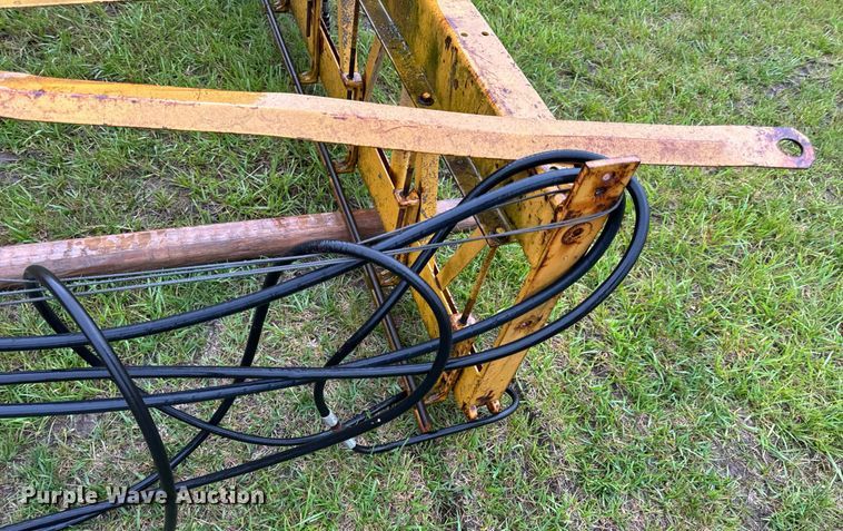 image for item DV4114 Gomaco C-450 bridge deck finisher