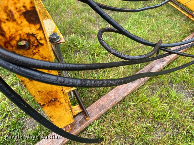 image for item DV4114 Gomaco C-450 bridge deck finisher