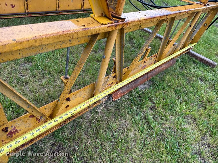 image for item DV4114 Gomaco C-450 bridge deck finisher