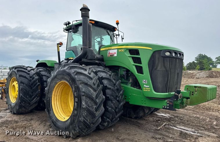 image for item DV4117 2010 John Deere 9430 Scraper Special 4WD tractor