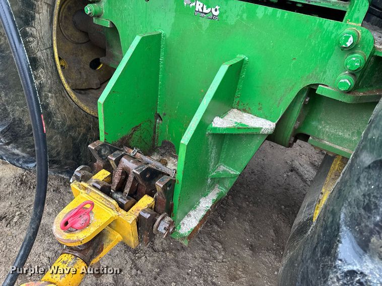 image for item DV4117 2010 John Deere 9430 Scraper Special 4WD tractor