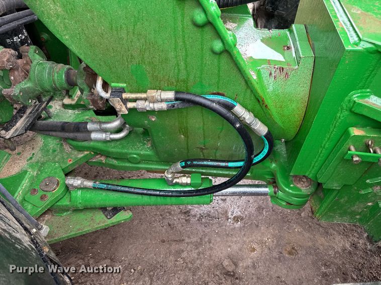 image for item DV4117 2010 John Deere 9430 Scraper Special 4WD tractor