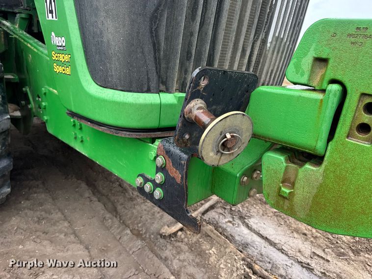 image for item DV4117 2010 John Deere 9430 Scraper Special 4WD tractor