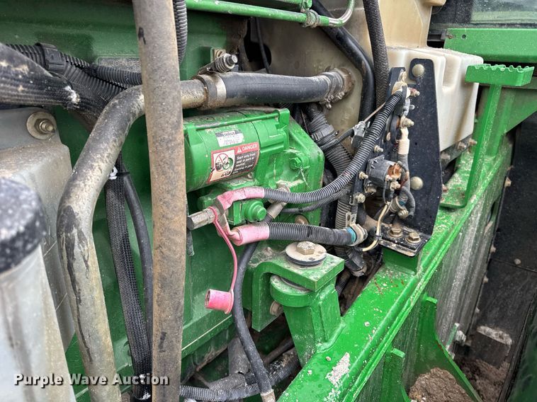 image for item DV4117 2010 John Deere 9430 Scraper Special 4WD tractor