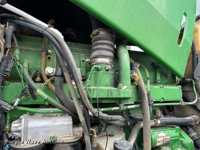 image for item DV4117 2010 John Deere 9430 Scraper Special 4WD tractor