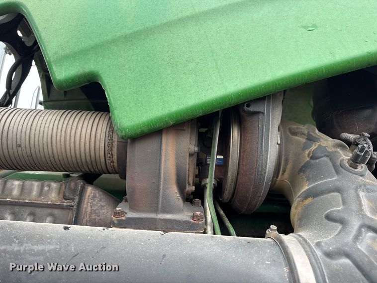 image for item DV4117 2010 John Deere 9430 Scraper Special 4WD tractor