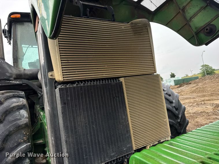 image for item DV4117 2010 John Deere 9430 Scraper Special 4WD tractor