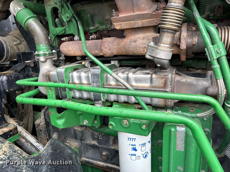 image for item DV4118 2013 John Deere 9560R Scraper Special 4WD tractor