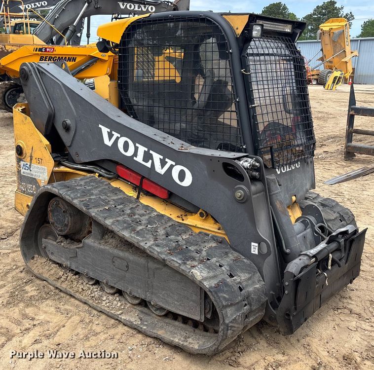 image for item DW1986 2016 Volvo MCT135C tracked skid steer loader