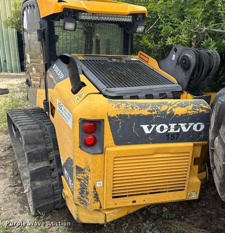 image for item DW1986 2016 Volvo MCT135C tracked skid steer loader