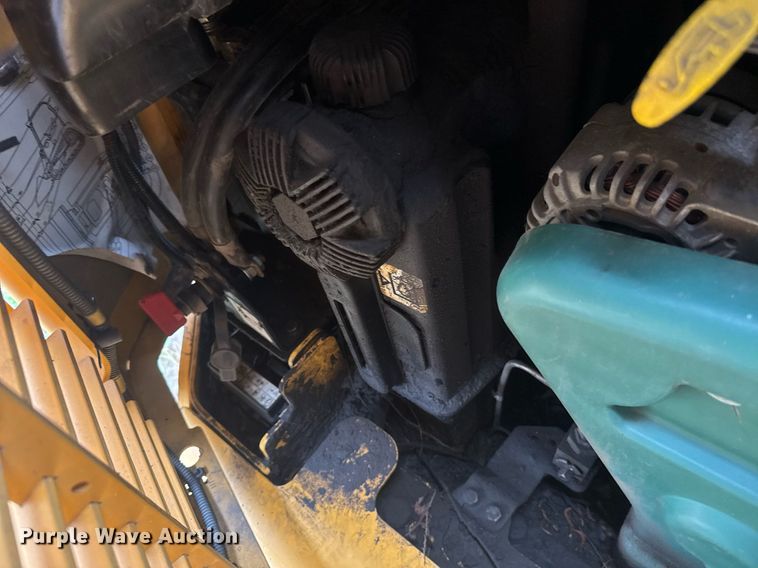 image for item DW1986 2016 Volvo MCT135C tracked skid steer loader