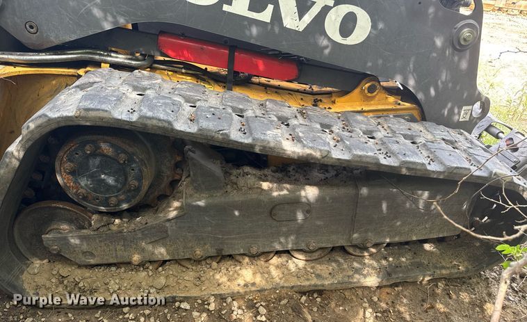 image for item DW1986 2016 Volvo MCT135C tracked skid steer loader