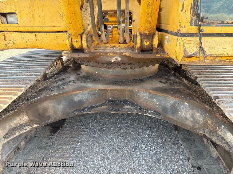 image for item DW5049 2006 Komatsu PC300LC-7 excavator