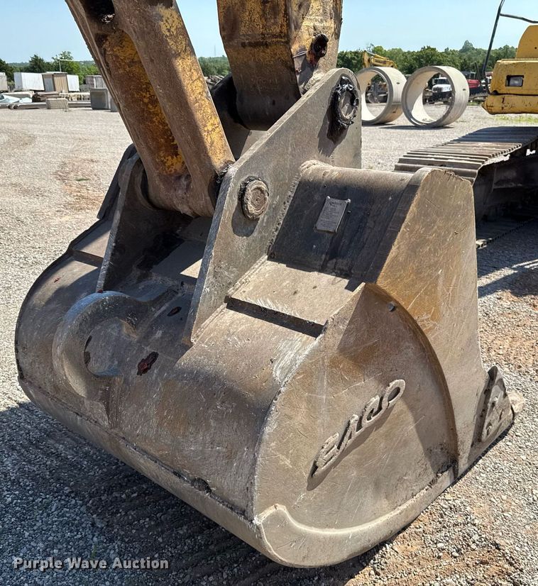 image for item DW5049 2006 Komatsu PC300LC-7 excavator