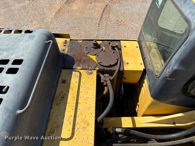 image for item DW5049 2006 Komatsu PC300LC-7 excavator