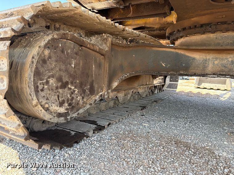 image for item DW5049 2006 Komatsu PC300LC-7 excavator