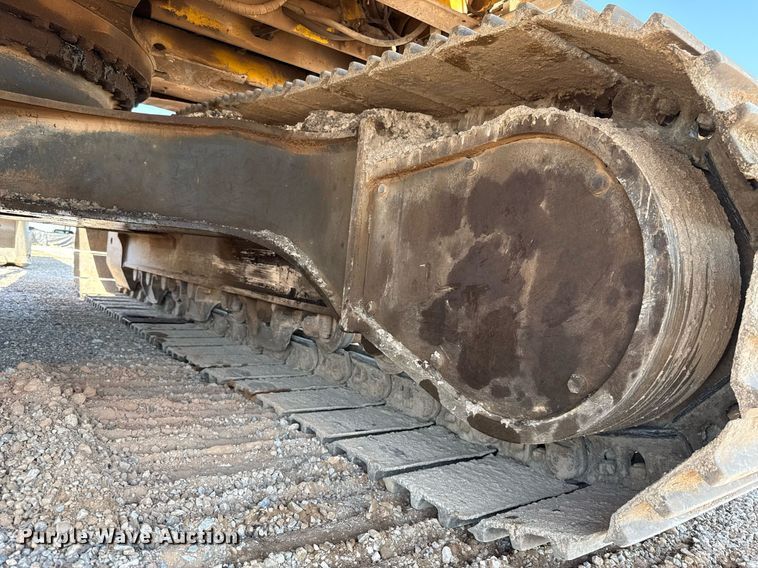 image for item DW5049 2006 Komatsu PC300LC-7 excavator