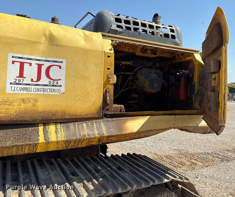 image for item DW5049 2006 Komatsu PC300LC-7 excavator