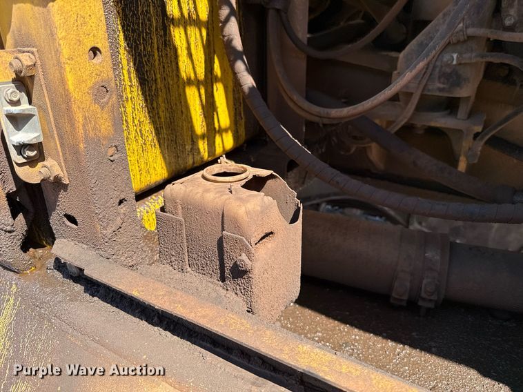 image for item DW5049 2006 Komatsu PC300LC-7 excavator