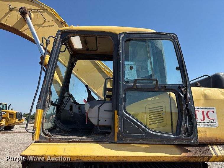 image for item DW5049 2006 Komatsu PC300LC-7 excavator