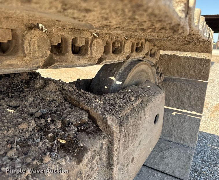 image for item DW5049 2006 Komatsu PC300LC-7 excavator