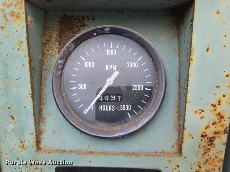 image for item DW7012 DynaTech generator