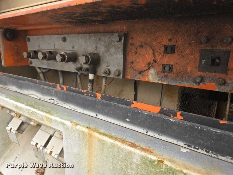 image for item DW7012 DynaTech generator