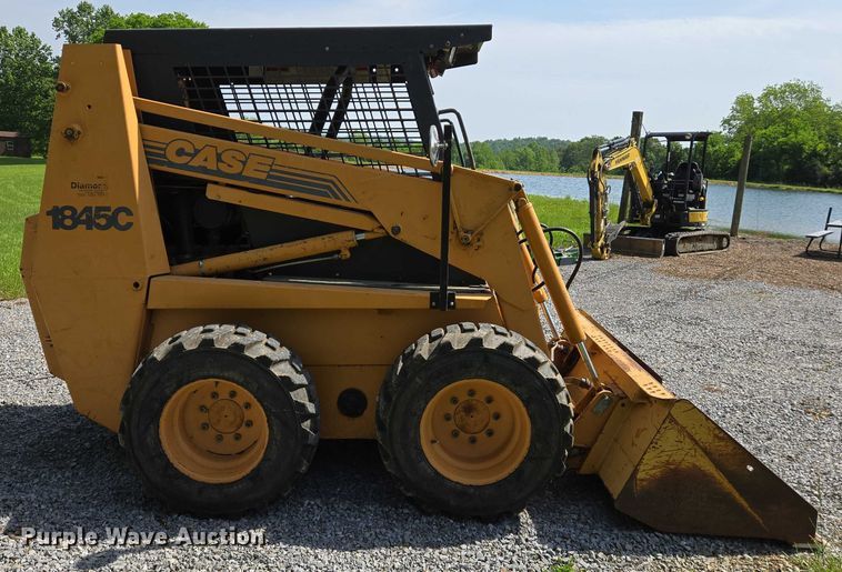 image for item DW7015 2000 Case 1845C skid steer loader