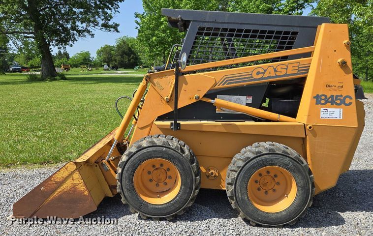 image for item DW7015 2000 Case 1845C skid steer loader