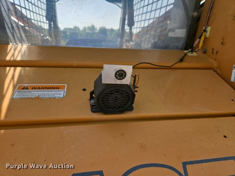 image for item DW7015 2000 Case 1845C skid steer loader