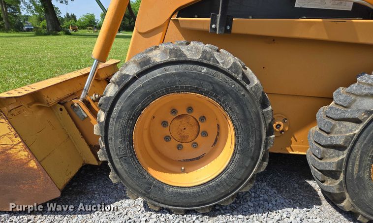 image for item DW7015 2000 Case 1845C skid steer loader