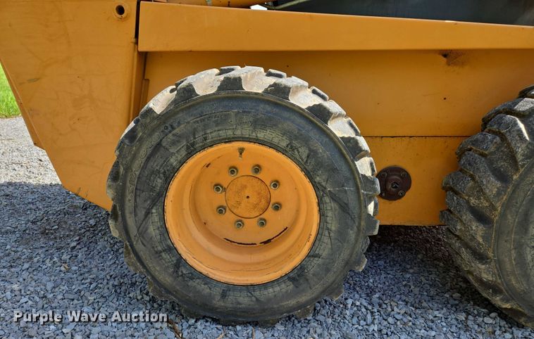 image for item DW7015 2000 Case 1845C skid steer loader