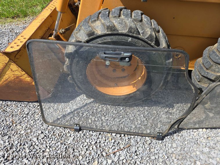 image for item DW7015 2000 Case 1845C skid steer loader