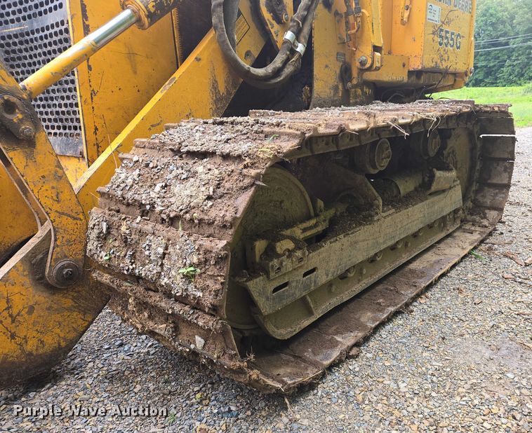 image for item DW7034 1989 John Deere 555G track loader