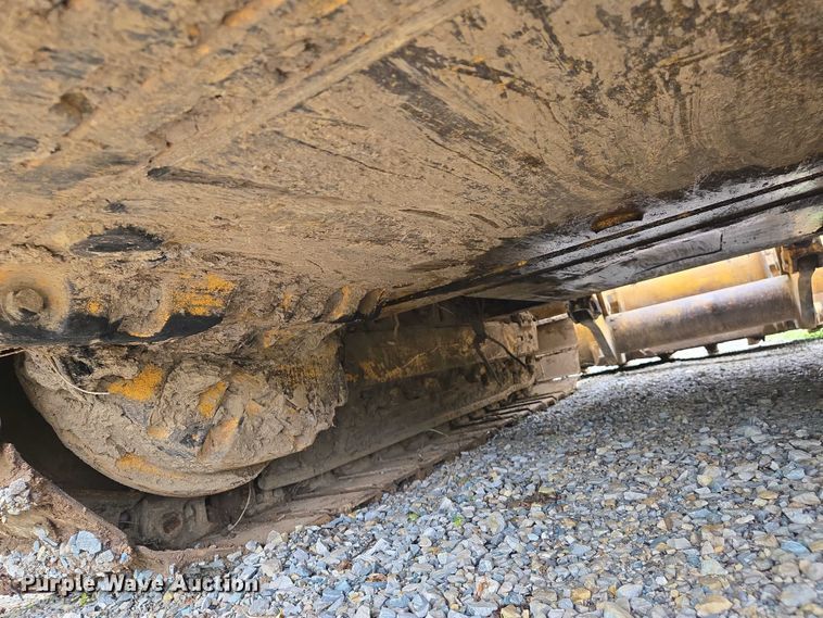 image for item DW7034 1989 John Deere 555G track loader