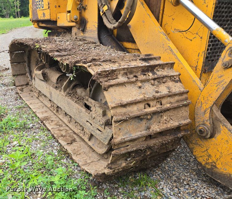 image for item DW7034 1989 John Deere 555G track loader