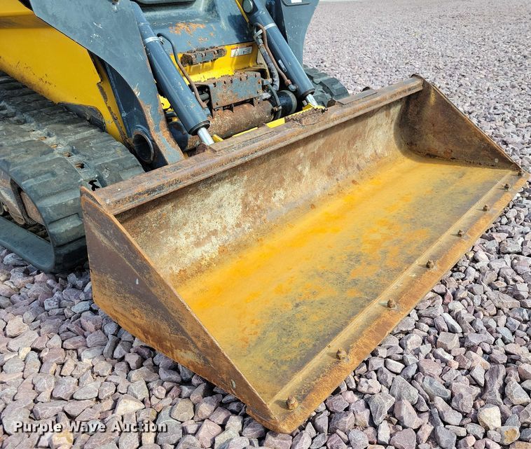 image for item DX6979 2020 John Deere 333G tracked skid steer loader