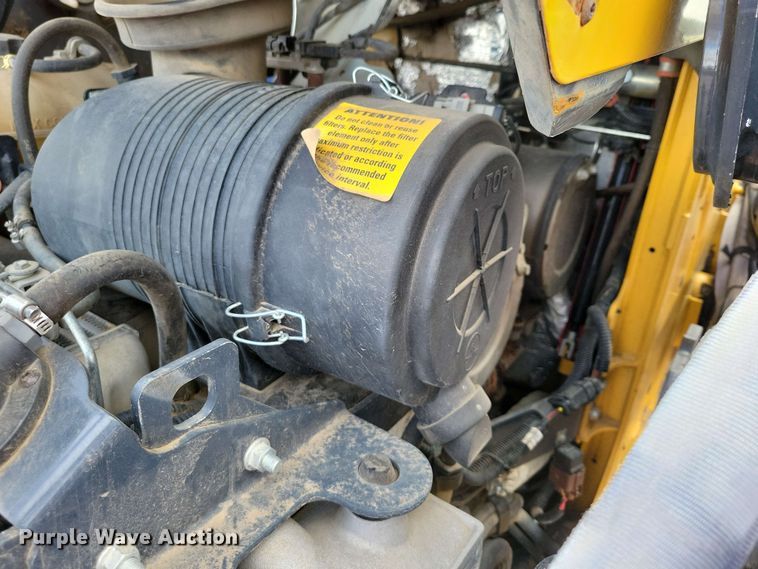 image for item DX6979 2020 John Deere 333G tracked skid steer loader