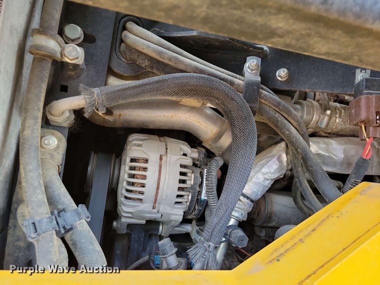 image for item DX6979 2020 John Deere 333G tracked skid steer loader