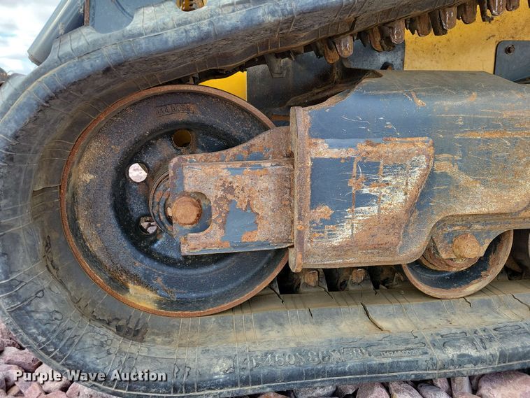 image for item DX6979 2020 John Deere 333G tracked skid steer loader