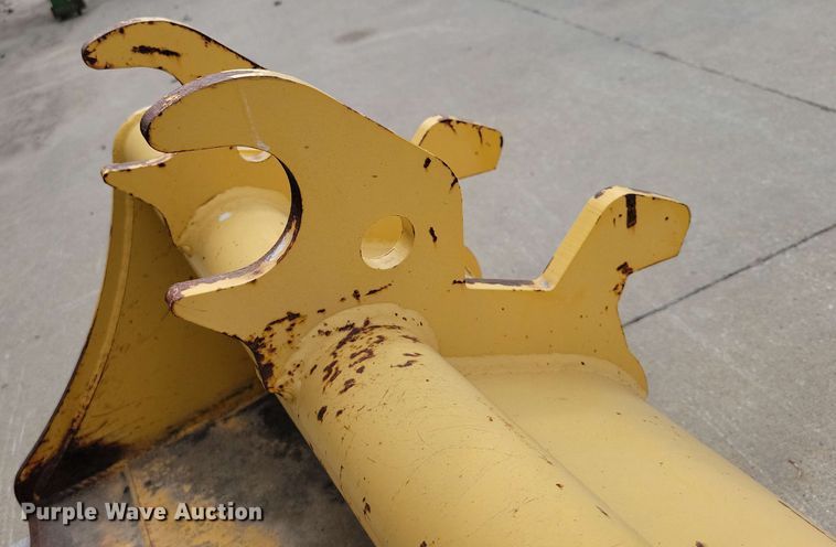 image for item DX6980 John Deere  AT316560 mini excavator bucket